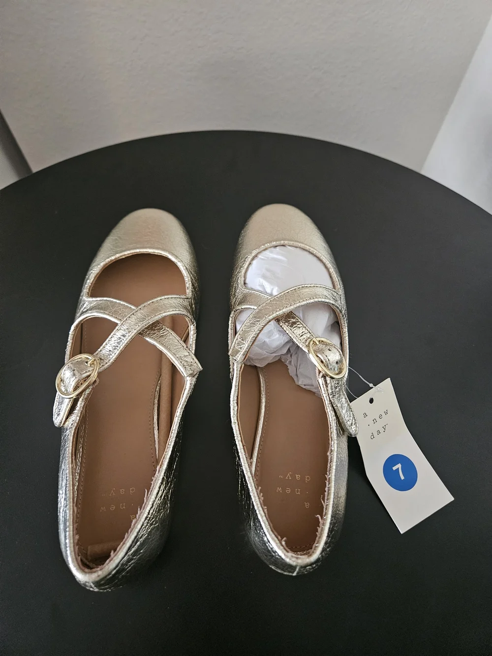 ✨ NWT A New Day Tasmin Metallic Gold Crisscross Mary Jane Flats ✨ Womans Size 7 - Picture 9 of 16